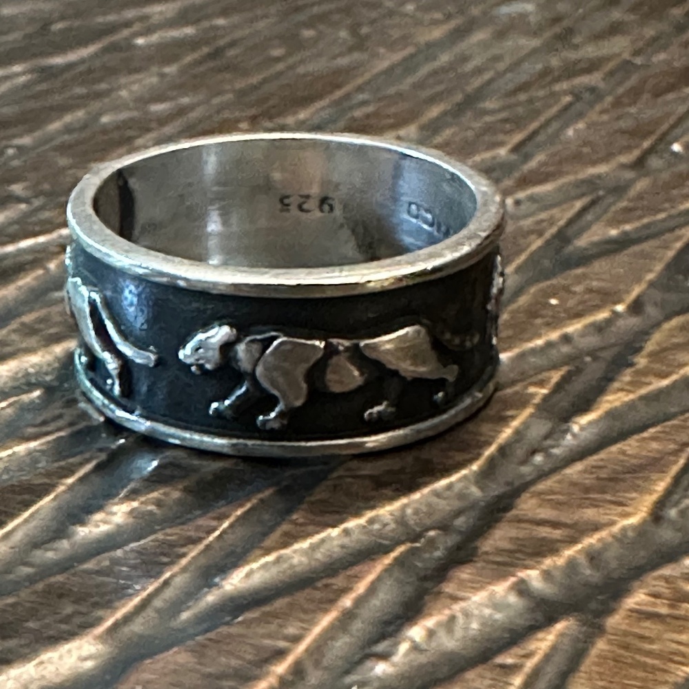 Sterling modern Lioness ring 11.5